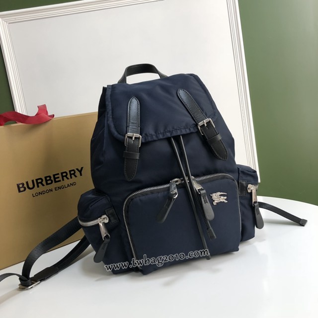 Burberry專門店新款中號牛皮雙肩包邊飾軍旅背包 巴寶莉尼龍布軍風包 yxb1249